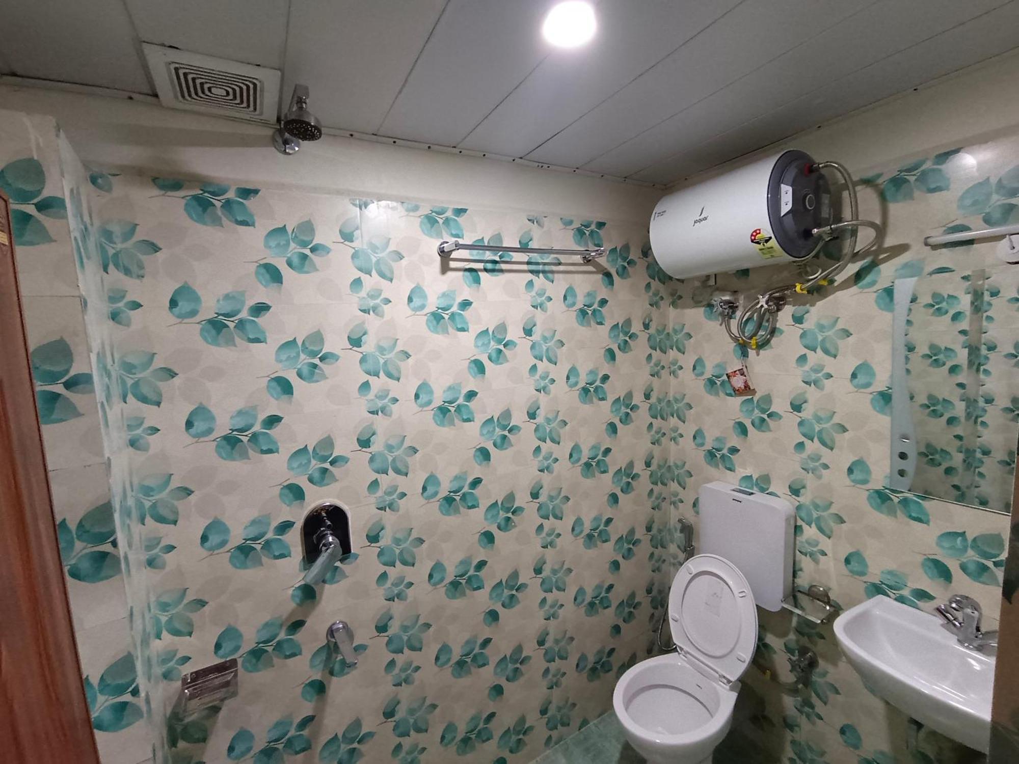 Shillong Perk Guest House Екстериор снимка